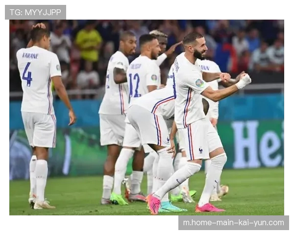 德尚考虑三中卫体系应用场景，法国防线结构需灵活应对不同对手风格